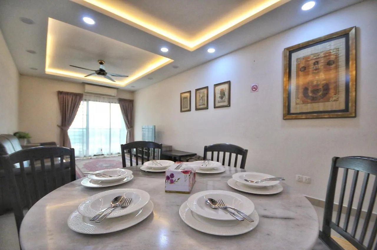 Apartment Rusnoor Homestay Alami Residensi 2-17-2 Shah Alam