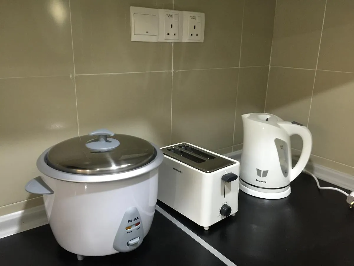 Rusnoor Homestay Alami Residensi 2-17-2 Shah Alam