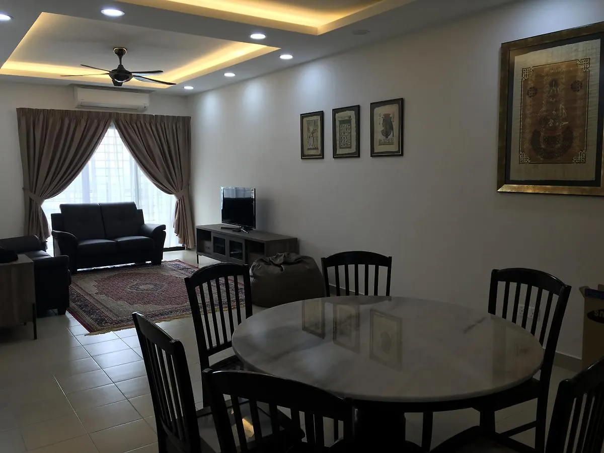 Rusnoor Homestay Alami Residensi 2-17-2 contacts